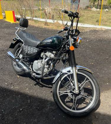 SUZUKI INTRUDER 125 